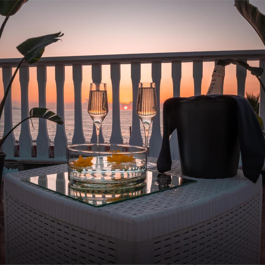 Eneide Bed & Breakfast Palmi Bagian luar foto